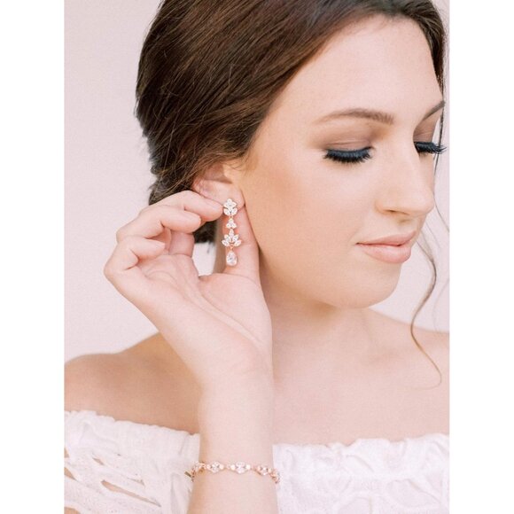 Women's Rose Gold Crystal Cubic Zirconia Bridal Drop Teardrop Wedding Earrings - Picture 3 of 7